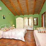 Aurora Holiday Гостевой дом 4*