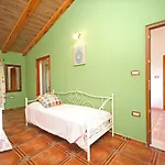 Aurora Holiday Гостевой дом 4*