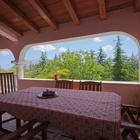 Guest house Aurora Holiday