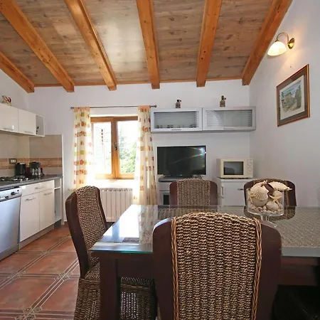 Aurora Holiday Gostinjska kuća Rasa