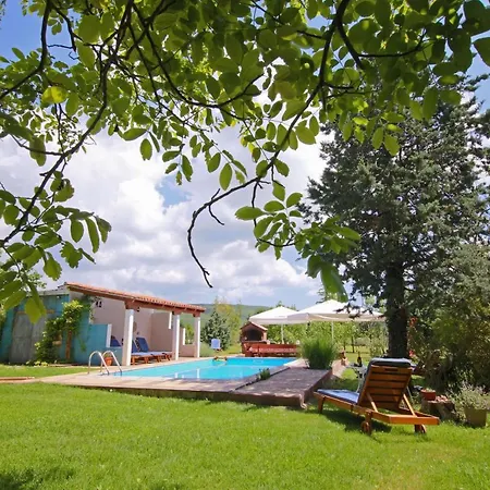 بيت ضيافة Aurora Holiday Raša